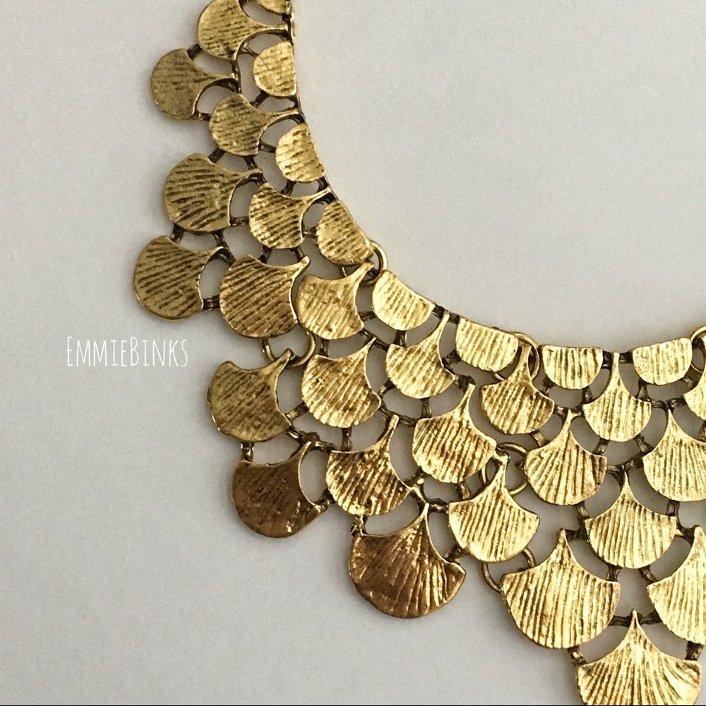 New Golden Gingko Leaf Collar Statement Necklace / Bib Metal Panel Necklace - Picture 3 of 16